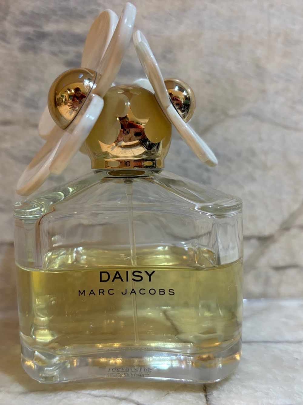 Marc Jacobs Daisy Clear Glass Bottle with Gold Accents